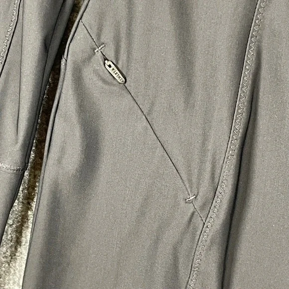 New Athleta Pacifica II Coverup Hooded Long Sleeve Black Sun Protection Size S - Picture 8 of 11